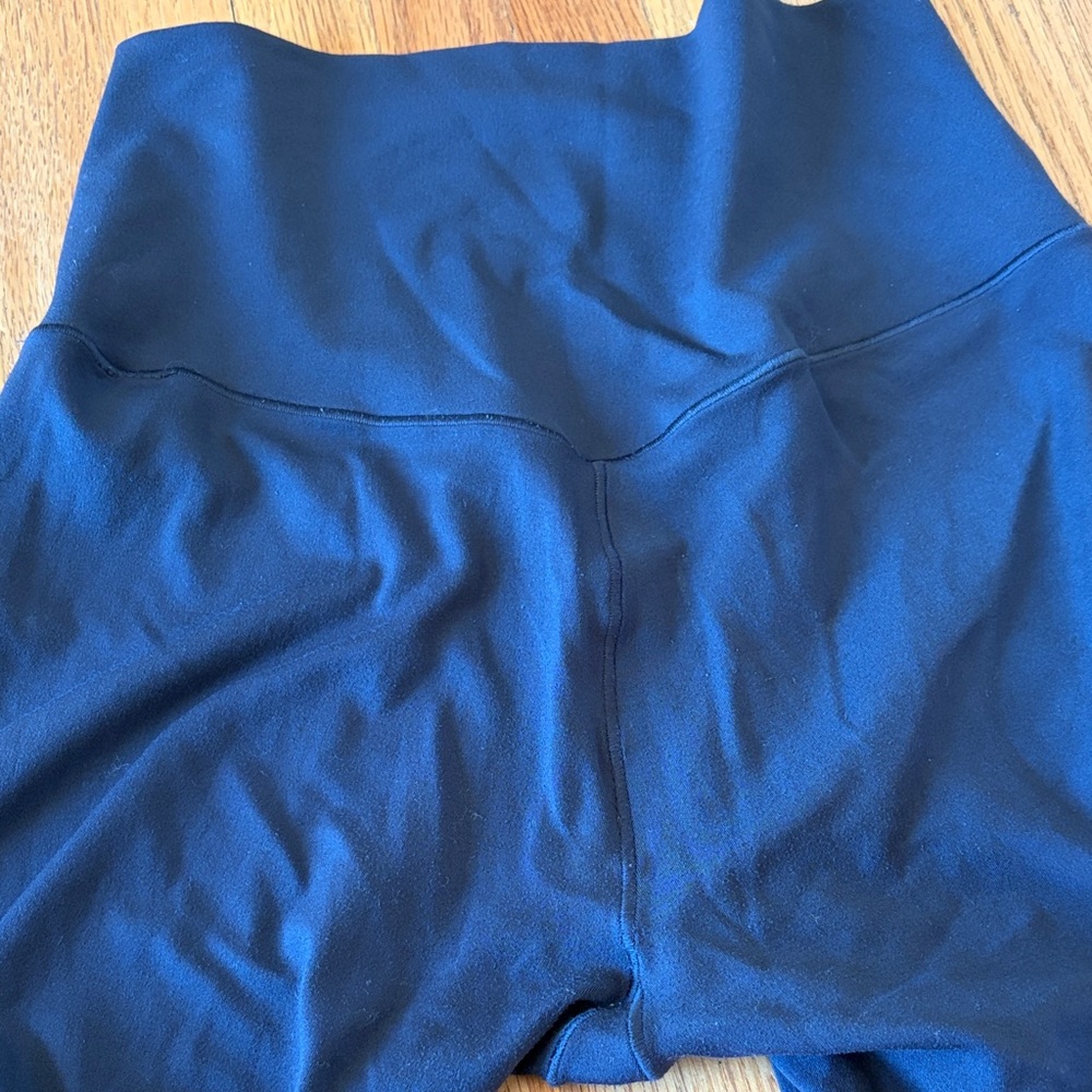 OFFLINE By Aerie Real Me High Waisted Crossover Legging - Picture 5 of 5